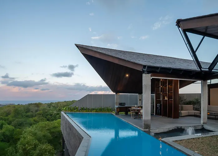 Khaya Luxury Villa
